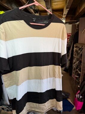 DKNY Men’s Black, White & Beige Striped Short Sleeve Tee
